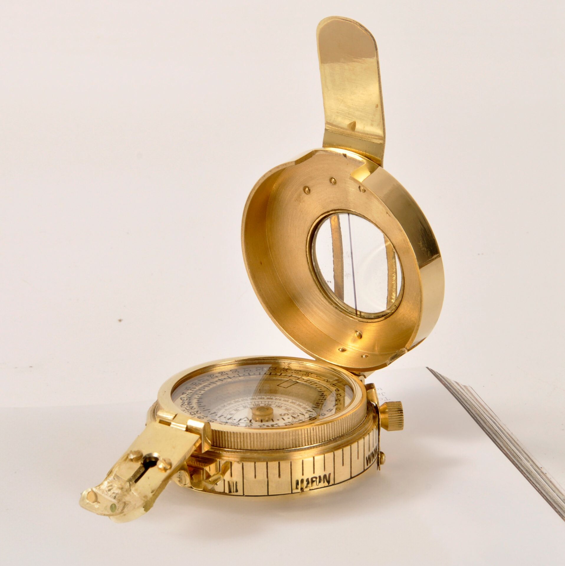 Скандинавский портативный комп – обзор и цена Outdoor Lighting Brass